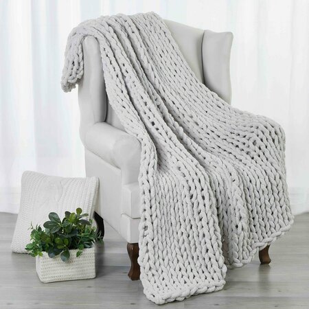 KATHY IRELAND Chunky Chenille Plush Throw - 50 x 60 - Light Grey 2365-GR